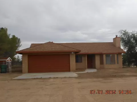 8031 Avenue E W, Lancaster, CA 93536 photo 4