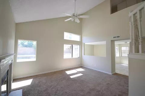 43232 33rd St W, Lancaster, CA 93536 photo 2