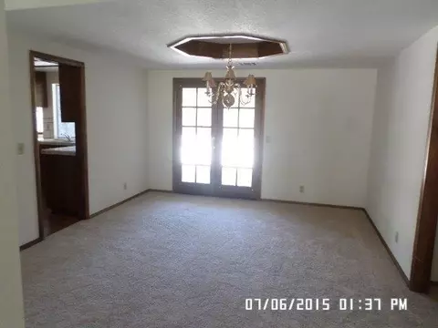 2702 Secure Pl, Lancaster, CA 93536 photo 9