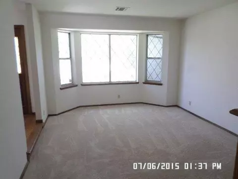 2702 Secure Pl, Lancaster, CA 93536 photo 8