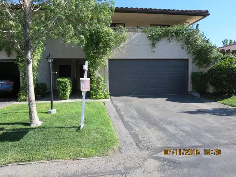 154 Eagle Ln #13, Palmdale, CA 93551 photo 1