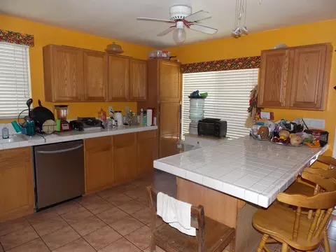 6328 Jonathon St, Lancaster, CA 93536 photo 25