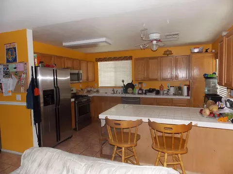 6328 Jonathon St, Lancaster, CA 93536 photo 23