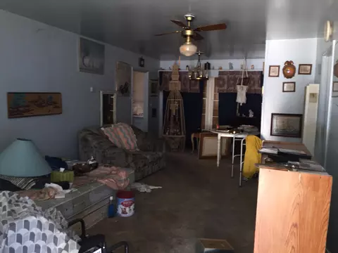 38357 16th St E, Palmdale, CA 93550 photo 3