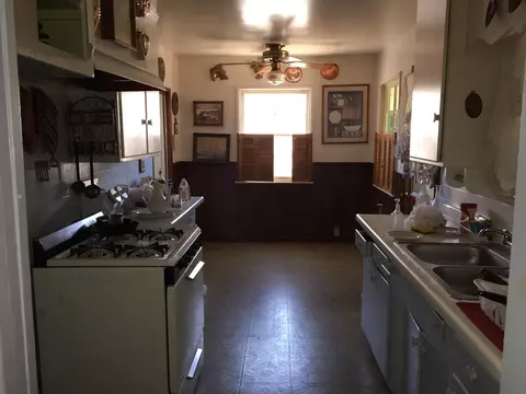 38357 16th St E, Palmdale, CA 93550 photo 4