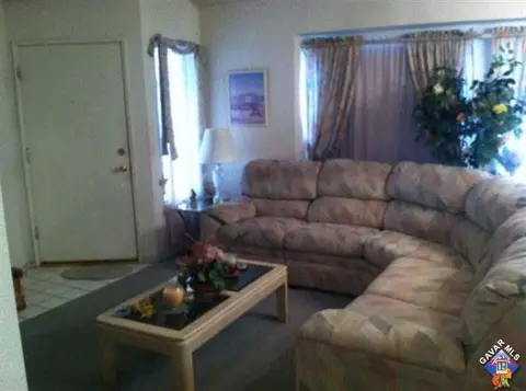 543 Avenue J12 E, Lancaster, CA 93535 photo 4