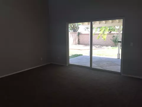2110 Lightcap St, Lancaster, CA 93535 photo 3