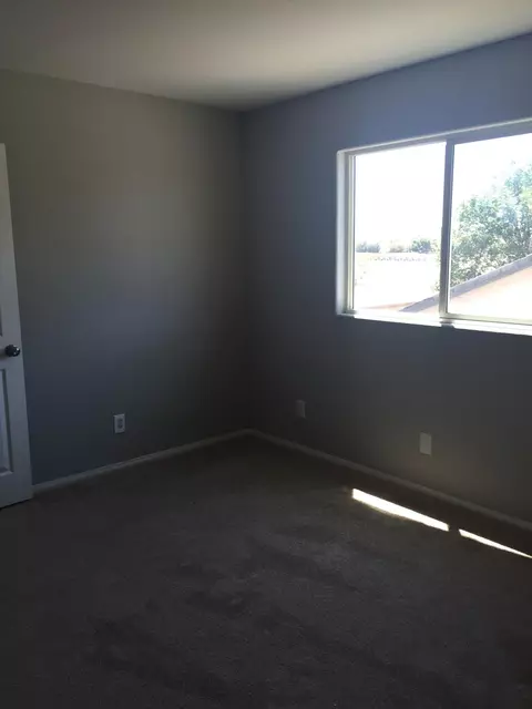 2110 Lightcap St, Lancaster, CA 93535 photo 14