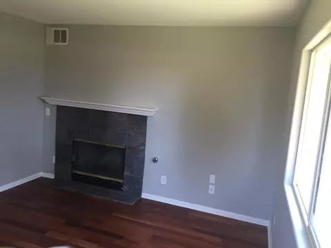 2110 Lightcap St, Lancaster, CA 93535 photo 11