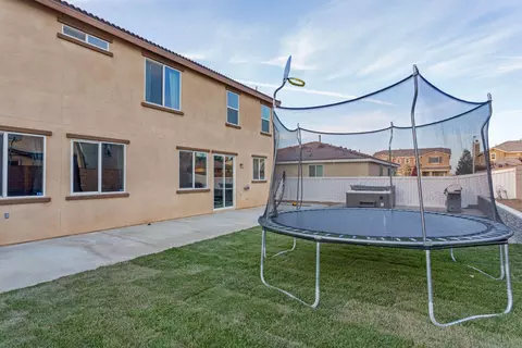 3028 Louise Ave, Lancaster, CA 93536 photo 13