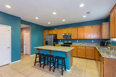3028 Louise Ave, Lancaster, CA 93536 photo 5