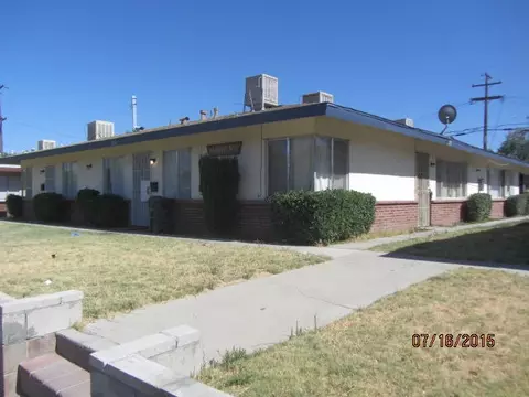 300 Lancaster Blvd E, Lancaster, CA 93535 photo 5