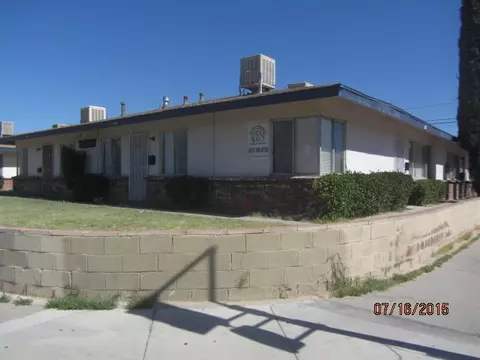 300 Lancaster Blvd E, Lancaster, CA 93535 photo 4