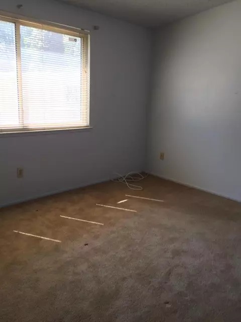 44107 Gingham Ave, Lancaster, CA 93535 photo 11