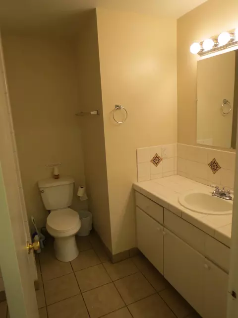 17755 Valeport Ave, Lancaster, CA 93535 photo 6