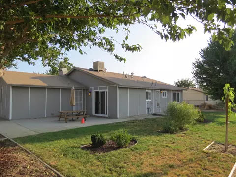 17755 Valeport Ave, Lancaster, CA 93535 photo 20