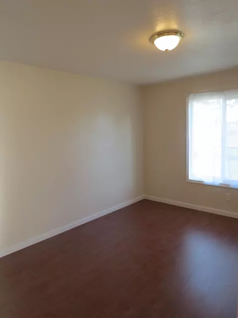 17755 Valeport Ave, Lancaster, CA 93535 photo 13