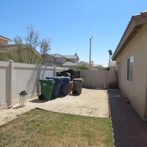 37031 Sabal Ave, Palmdale, CA 93552 photo 26