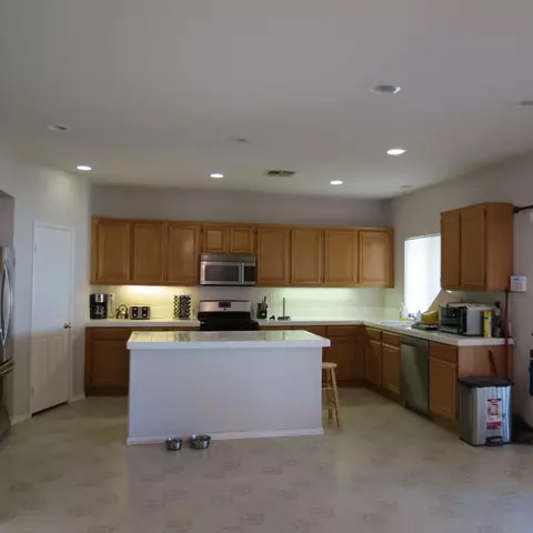 37031 Sabal Ave, Palmdale, CA 93552 photo 8