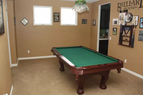 43902 Madison Ct, Lancaster, CA 93536 photo 2