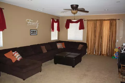 43902 Madison Ct, Lancaster, CA 93536 photo 6