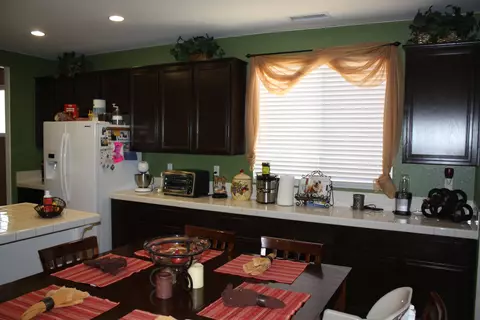43902 Madison Ct, Lancaster, CA 93536 photo 5