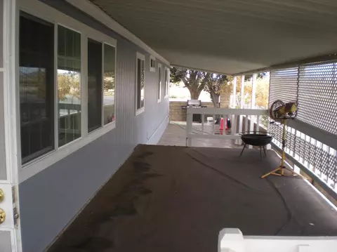 2121 Avenue I E #8, Lancaster, CA 93535 photo 8