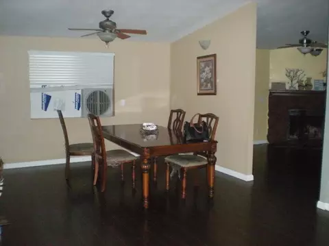 2121 Avenue I E #8, Lancaster, CA 93535 photo 3