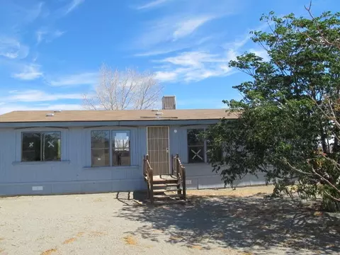 14829 Valle Vista Rd, Phelan, CA 92371 photo 2