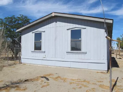 14829 Valle Vista Rd, Phelan, CA 92371 photo 4