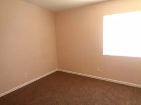 43926 Comstock Ave, Lancaster, CA 93535 photo 9