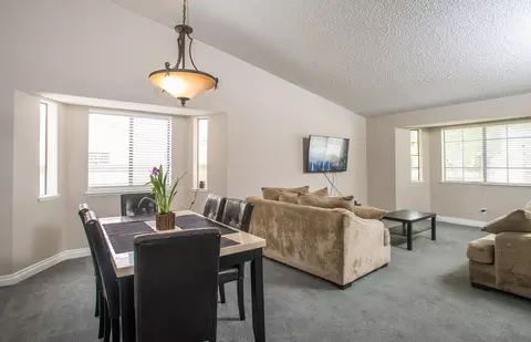 6033 Tulip Cir, Lancaster, CA 93536 photo 5