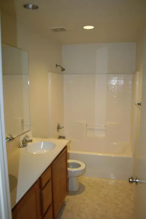 38210 Armstrong Dr, Palmdale, CA 93552 photo 13
