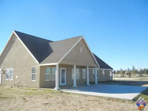 8147 W C - 12 Ave, Lancaster, CA 93536 photo 3