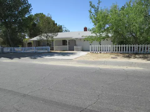 16558 Stagecoach Ave, Palmdale, CA 93591 photo 3