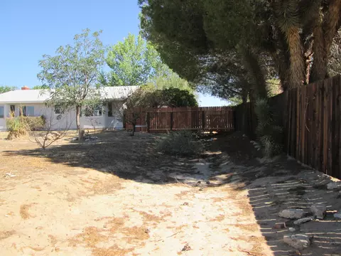 16558 Stagecoach Ave, Palmdale, CA 93591 photo 28
