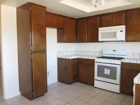 16558 Stagecoach Ave, Palmdale, CA 93591 photo 11