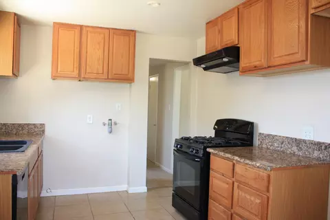 222 Avenue J12 E, Lancaster, CA 93535 photo 6