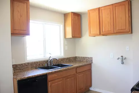 222 Avenue J12 E, Lancaster, CA 93535 photo 7