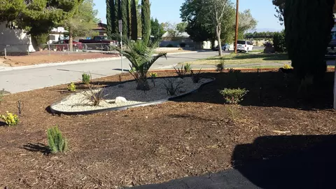 45435 4th St E, Lancaster, CA 93535 photo 2