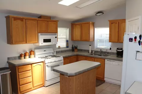 3524 Avenue R Space 24 Ave E Apt Sp #SP 24, Palmdale, CA 93550 photo 21