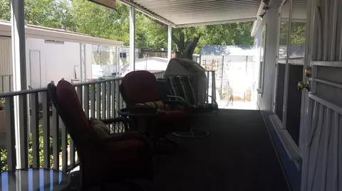 3524 Avenue R Space 24 Ave E Apt Sp #SP 24, Palmdale, CA 93550 photo 4