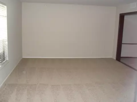 44923 Lorimer Ave, Lancaster, CA 93534 photo 3