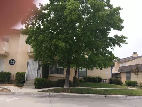 43637 Park Ave, Lancaster, CA 93534 photo 1