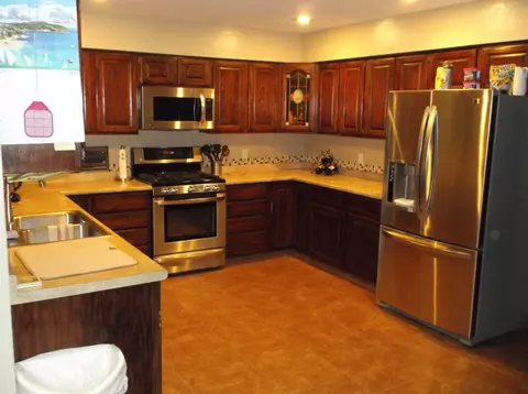21351 Shirley Dr, Tehachapi, CA 93561 photo 3