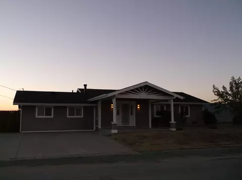 21351 Shirley Dr, Tehachapi, CA 93561 photo 1