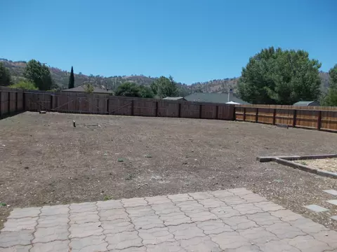 28020 Stallion Springs Dr, Tehachapi, CA 93561 photo 4