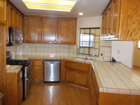 28020 Stallion Springs Dr, Tehachapi, CA 93561 photo 9