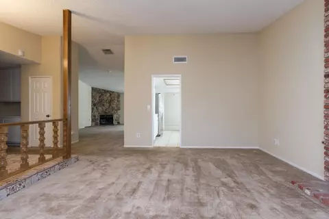 1314 Pasteur Dr, Lancaster, CA 93535 photo 2