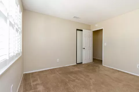 1314 Pasteur Dr, Lancaster, CA 93535 photo 9